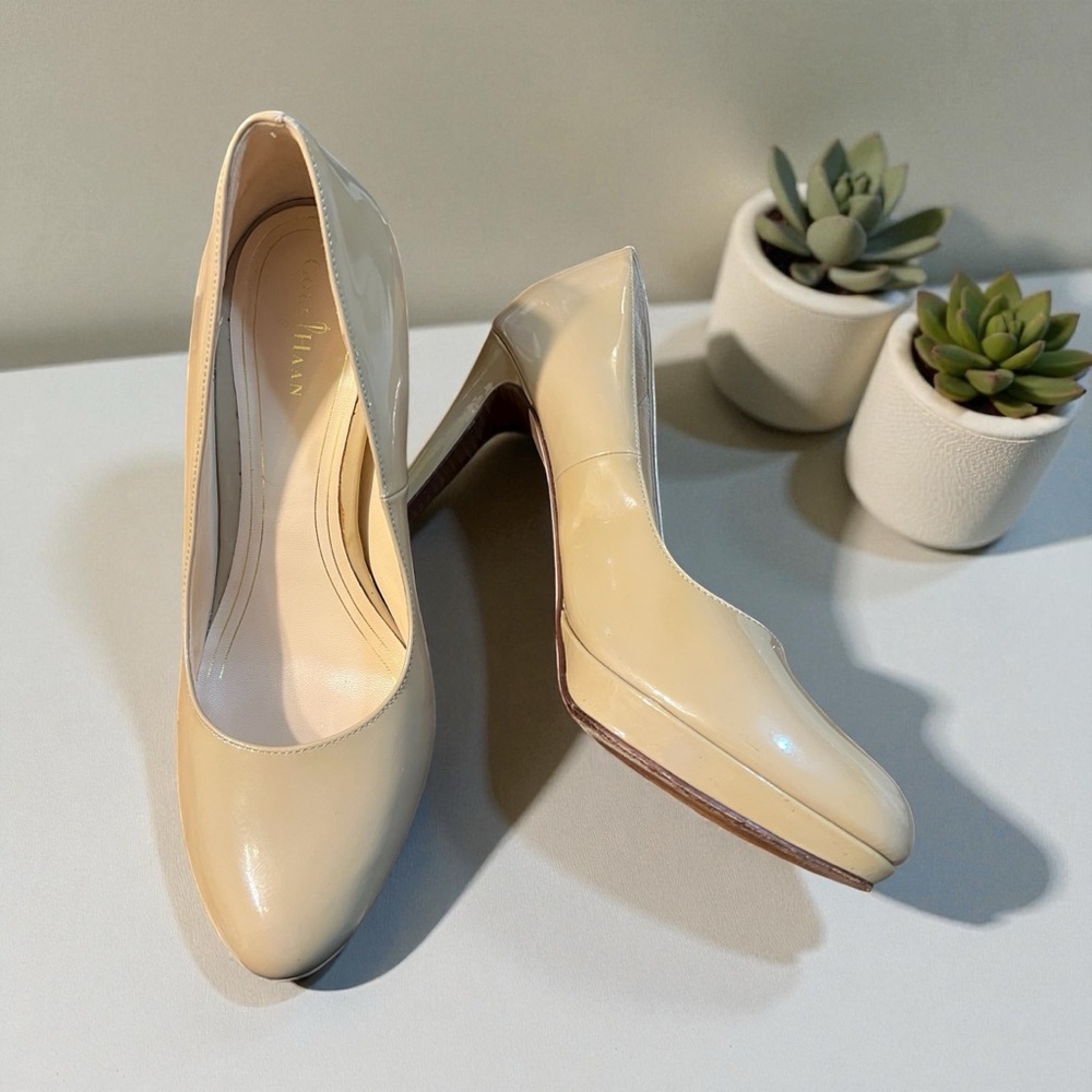 Cole Haan Nike Air Technology Elegant Patent Leather Nude Pumps Size 8B